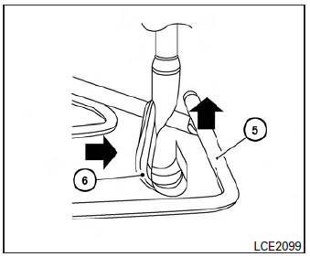 Réinstallation de la roue de secours à usage temporaire à son emplacement d'origine